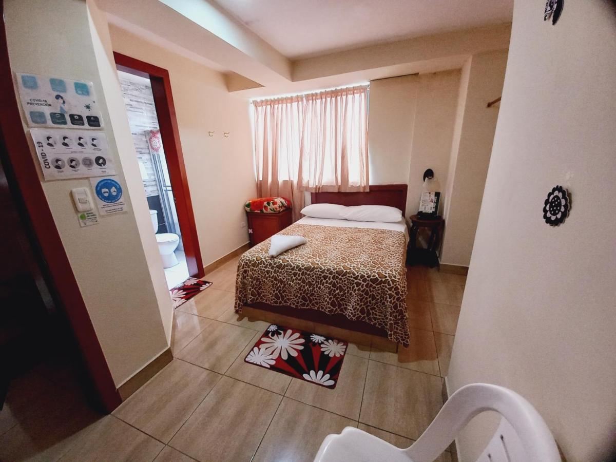 Hostal Oro Orense Quito Bagian luar foto