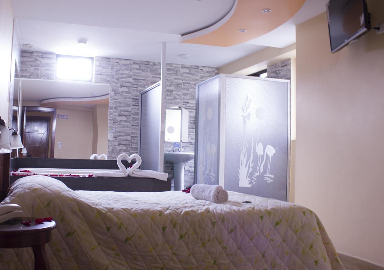 Hostal Oro Orense Quito Bagian luar foto